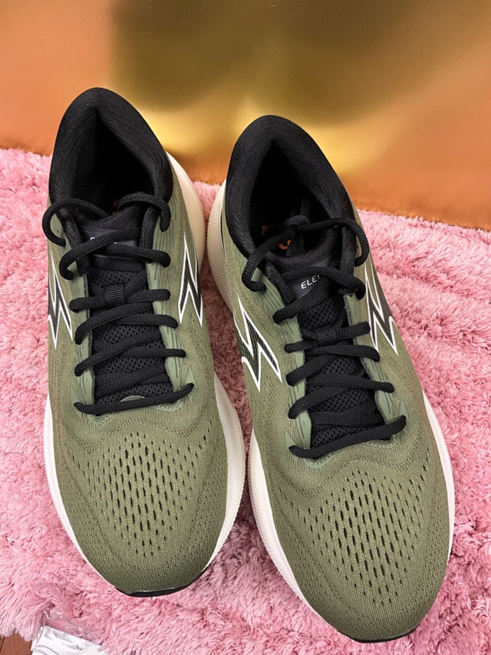 Men's Olive Green Running Sneakers - Unknown Brand